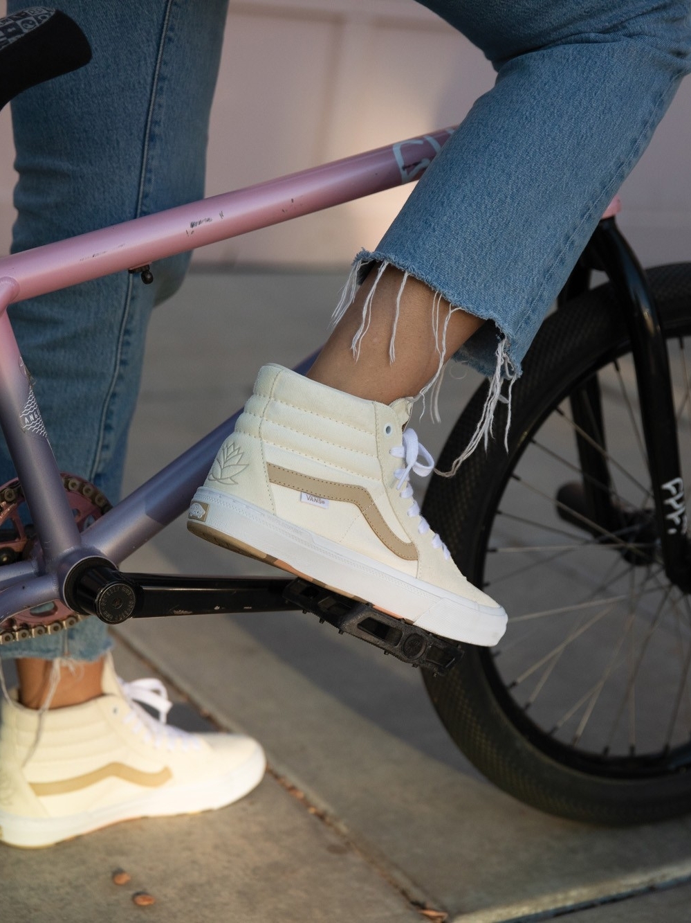 Vans Women’s Sk8-Hi Reissue High-Top Sneakers in Cream/Tan
